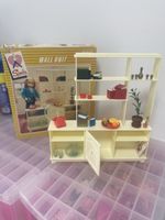 Vintage Sindy 1984 Wall Unit - Ref 44232 in Original Box.