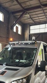 BLACK ROOF LIGHT BAR  7  LED 5  WHITE LED FRONT + 2  LED SIDE ) FORD TRANSIT MK8