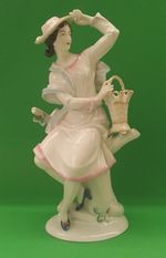 Rosenthal porcelain figurine lady with basket H. Chisel 31 cm