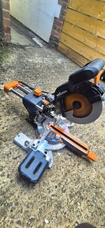 Evolution R185SMS 185mm Multi-Material Sliding Mitre Saw Corded 220-240V