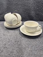4 x Barratt  Cup & Saucer – “Lincoln” Fruit Embossed Pattern