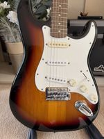 Fender Squier Strat Affinity Electric Guitar - Sunburst - right handed ex Con