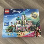 LEGO Disney Princess Castle & Royal Pets Building Toy Complete Set 43267