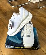 Skechers Work Max Cushioning Slip Resistant White Work Trainers UK 6