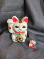 Maneki Neko Right Paw Raised Prosperity & Fortune Cat WHISKERS Bank Vtg & Mini