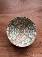 19th C. Antique Chinese Canton Rose Medallion Punch Bowl Large Mint Condition