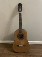 Santos Martinez SM34 Full Size Classical Guitar with Case