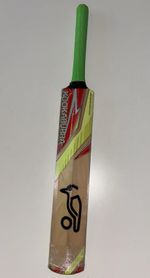 Kookaburra Cricket Bat Prodigy 60 Menace  Size 5?  Willow? 30” New Grip