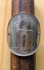 WALKING STICK BADGE IRISH RED DEER STAG  3.2 cm HIGH