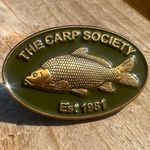 GENUINE ** The Carp Society Retro Oval pin badge - NEW..