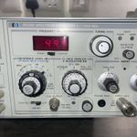 HP 853A Display + 8558B Spectrum Analyzer 0.1–1500MHz Powers On CRT Working