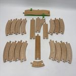 Thomas & Friends Wooden Clickety Clack Train Expansion Pack With Bumpy Track X21