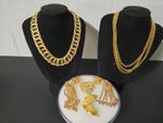 Vintage Gold Tone Jewelry Lot