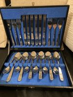 Vintage Cutlery Set in a wooden box Cs105 S/S Set Of 24