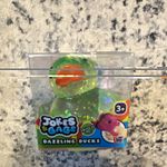 Jokes & Gags Dazzling Ducks Green/Orange Tactile Squeeze Toy 3+ 1351109