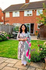 salwar kameez/cors sets/ kurtas price range from 14-20 includes shippy