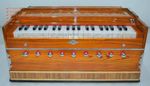 Professional High Quality Musical Instruments 9 Stopper Multi Bellow Harmonium