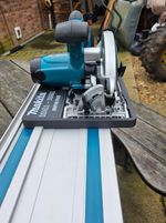 Adaptor base skid plate for Makita DSS610 and DSS611 and Makita Guide Rail