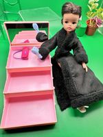 Vintage Sindy Barbie Size 1/6 Storage Trunk Expands for Shoes, Treasures No Doll
