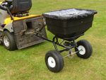 Towed Broadcast spreader 115L  NEW
