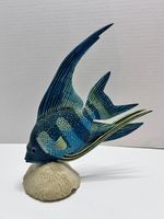 MCM Hand Carved Hand Painted Long Fin Angel Fish Tropical Fish on Coral Base 11"