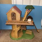 Sylvanian Families Treehouse with figure 