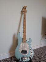 2010 Ernie Ball MUSIC MAN STINGRAY 4 Active Bass Guitar