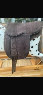Zoe snape saddle pad, girth 20inch, handle, Zoe snape numnah,  fleece cover.
