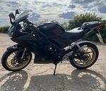 Yamaha YZF R-125. 2021