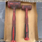 Snap On Tools pair of 48oz and 24oz Soft Grip Dead Blow Hammers Red HBFE48 