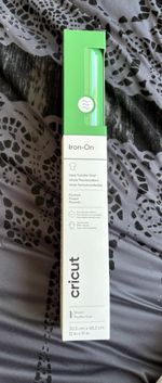 Cricut Iron-On heat transfer vinyl flocked green brand new
