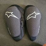 Alpinestars Vector Pro Knee Pads S/M Black Used Twice.