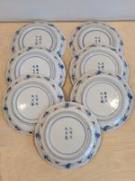 Set of 7 Antique c. 1850 Imari Edo Period Porcelain Plates with Ming Marks 19cm