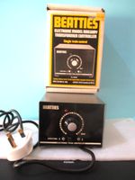 BEATTIES MODEL RAILWAY  MAINS POWER UNIT  IN MINT CONDITION