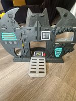 Imaginext DC Super Friends Batcave playset With Bat Mobile