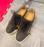 Guiseppe zanotti shoes trainers 