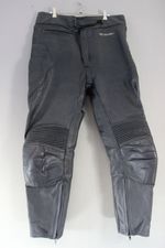 FRANK THOMAS BLACK LEATHER BIKER TROUSERS: WAIST 34-36 IN/LEG 27 IN (SHORT FIT)