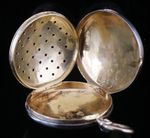 Circular Sterling Silver Vinaigrette, London 1804, Samuel Pemberton