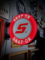 Snap-On LED Light Box Sign – Garage Shop Wall Sign –Mechanic Tool Truck Man Cave