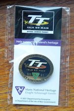 2021 TT Isle of Man IOM Motorcycle bike racing enamel badge pin lapel