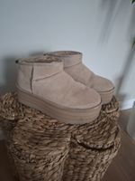 UGG Classic Ultra Mini Platform Boots Sand Beige Suede Womens Size 5