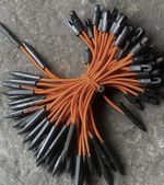 CLEARANCE SALE: Box of 1000 Elastic Scaffold Toggle/Bungee Tie, white or orange 
