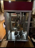 comercial Popcorn Machine 