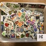 Kiloware 1kg of UK stamps kiloware (18)