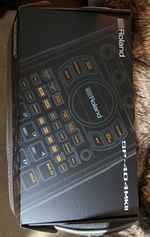 Roland SP-404MKII Sampler, Sequencer