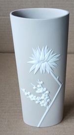 Wedgwood LIGHT TAUPE BROWN Jasper PRUNUS Vase STUNNING