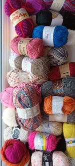 1kg Mixed bundle knitting crochet yarn great value 10 x 100g balls New Stock