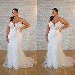 Plus Mermaid Wedding Dresses Deep V Neck Sweep Train Lace Applique Bridal Gowns