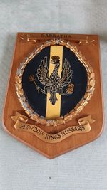 VINTAGE HAND PAINTED BRITISH ARMY THE 14th/20th KING’S HUSSARS PLAQUE/SHIELD