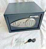 Master Lock Security Safe with Electric Lock and Keys 11.6 Litre X041MLM